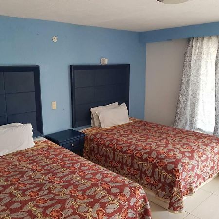 Hotel Nuevo Vallarta サポパン エクステリア 写真